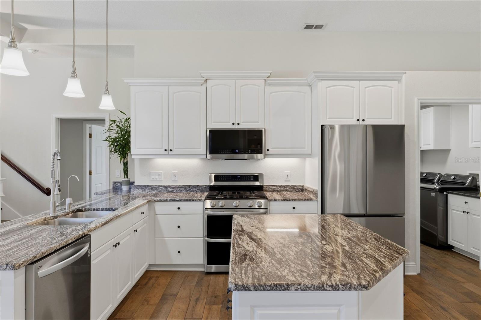 FOX WOOD PH 6 - Residential
