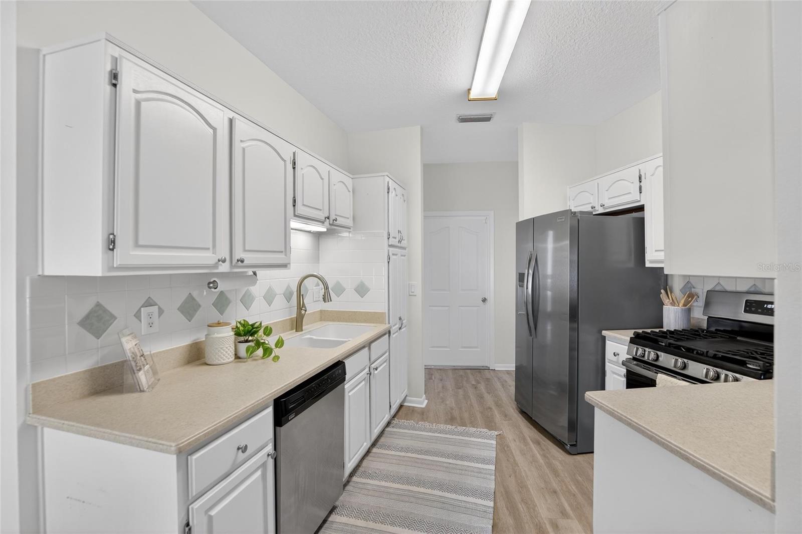 SILVER LAKES PHASE 1A - Residential