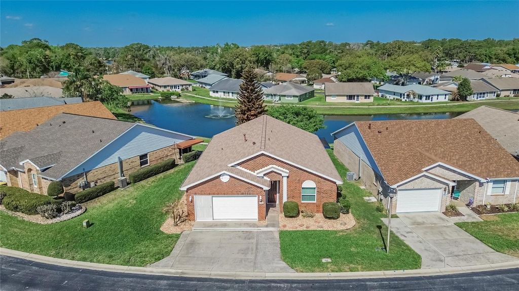 Photo of 6144 Silver Lakes Drive E, Lakeland, FL 33810 (MLS # L4960153)