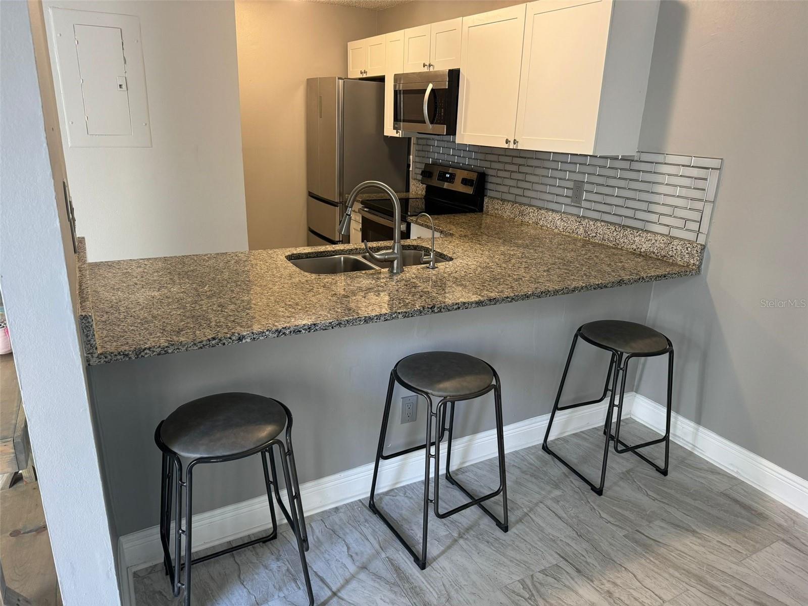 PORT MALABAR COUNTRY CLUB UNIT 07 REP 01 - Residential