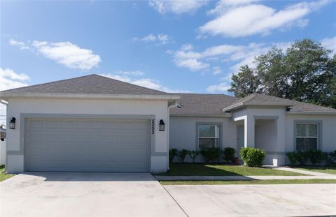 5003 NW MANVILLE DRIVE PORT ST LUCIE FL 34983