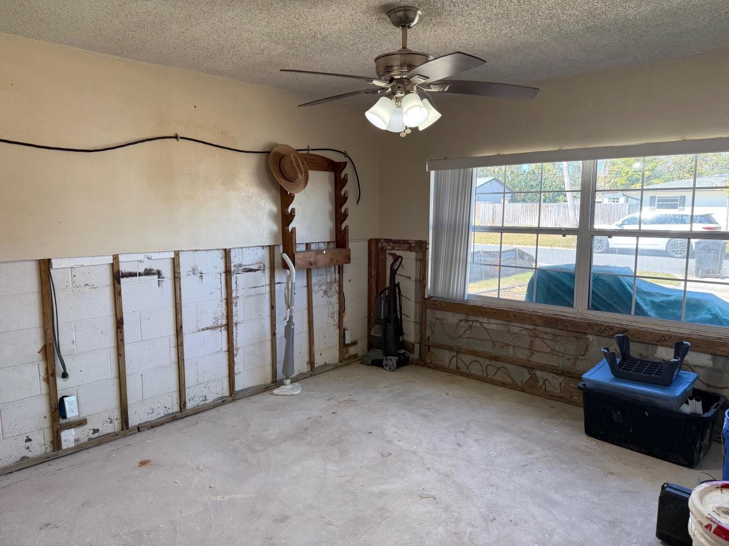 SHOREACRES CENTER - Residential