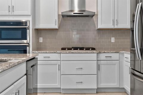 Tiny photo for 8677 Bridgeport Bay Circle, Mount Dora, FL 32757 (MLS # O6348415)