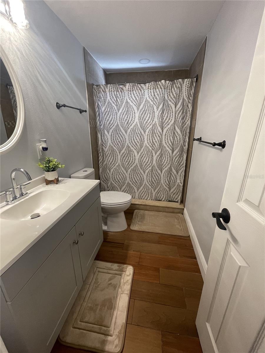 SOUTHERN COMFORT HOMES UNIT - Residential Lease