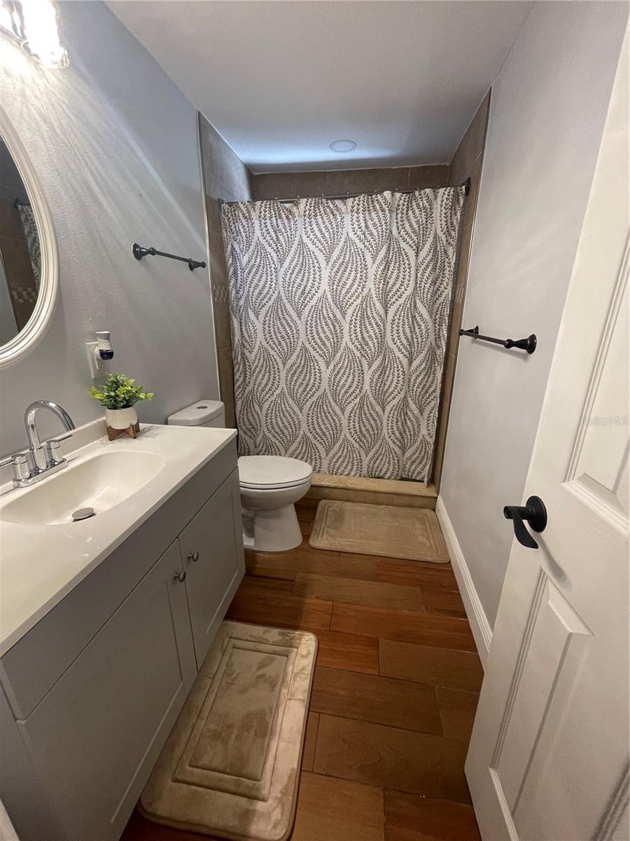 SOUTHERN COMFORT HOMES UNIT - Residential Lease