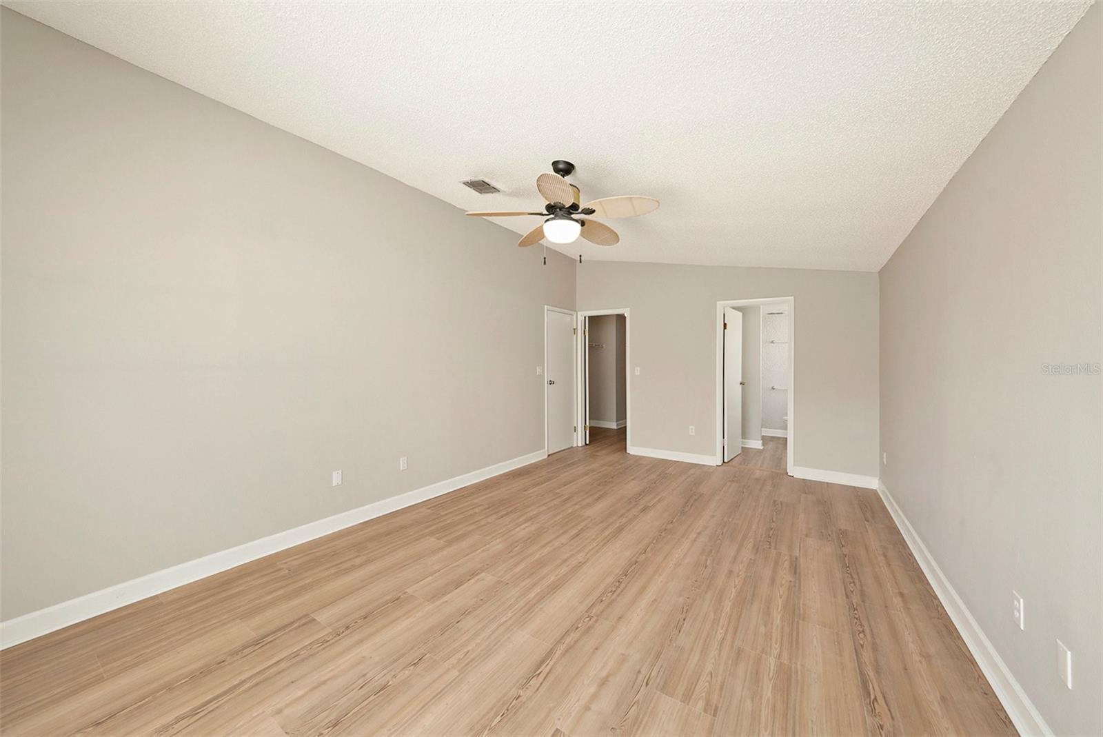 MANORS OF FOREST LAKES THE PH 2 - Residential