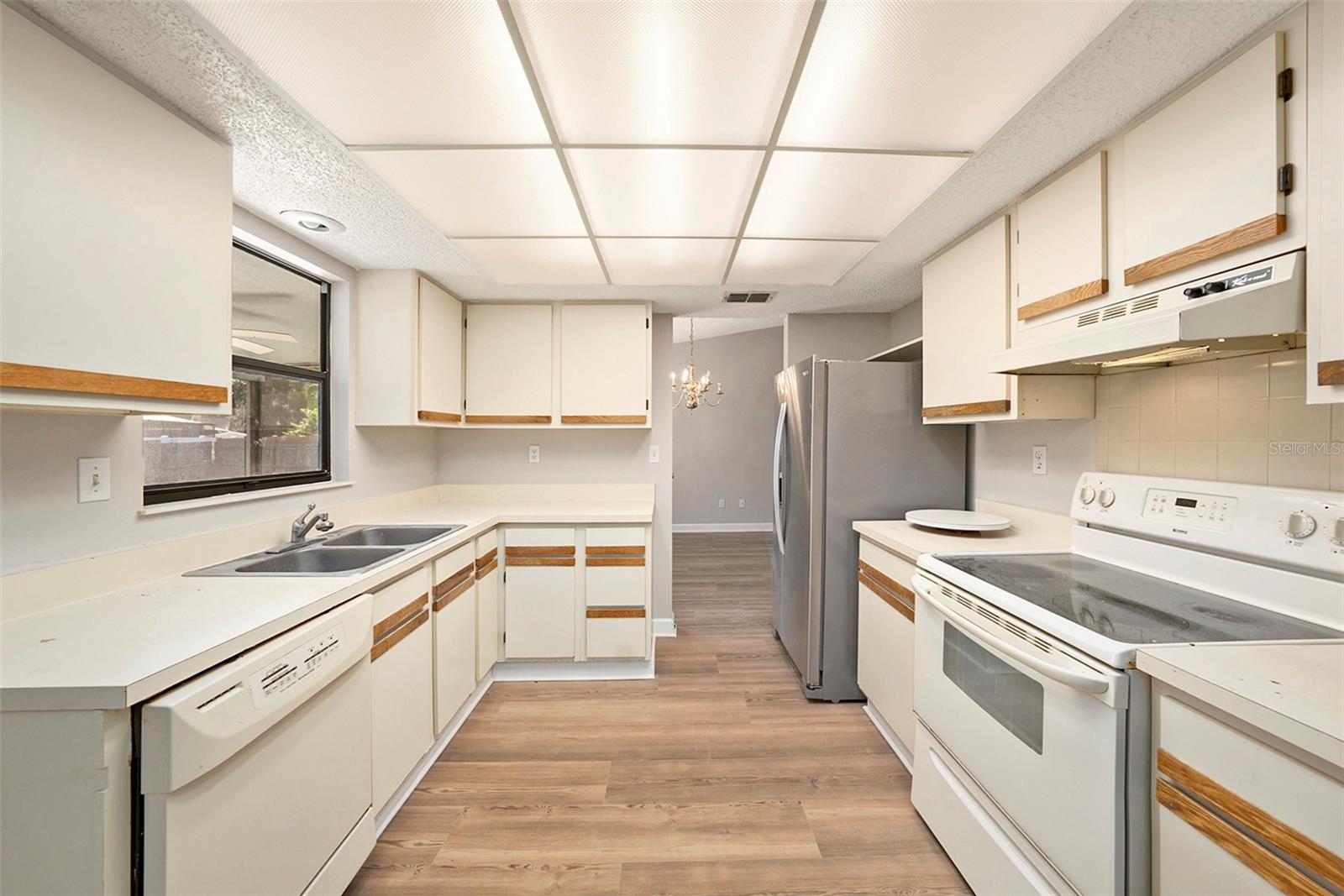 MANORS OF FOREST LAKES THE PH 2 - Residential