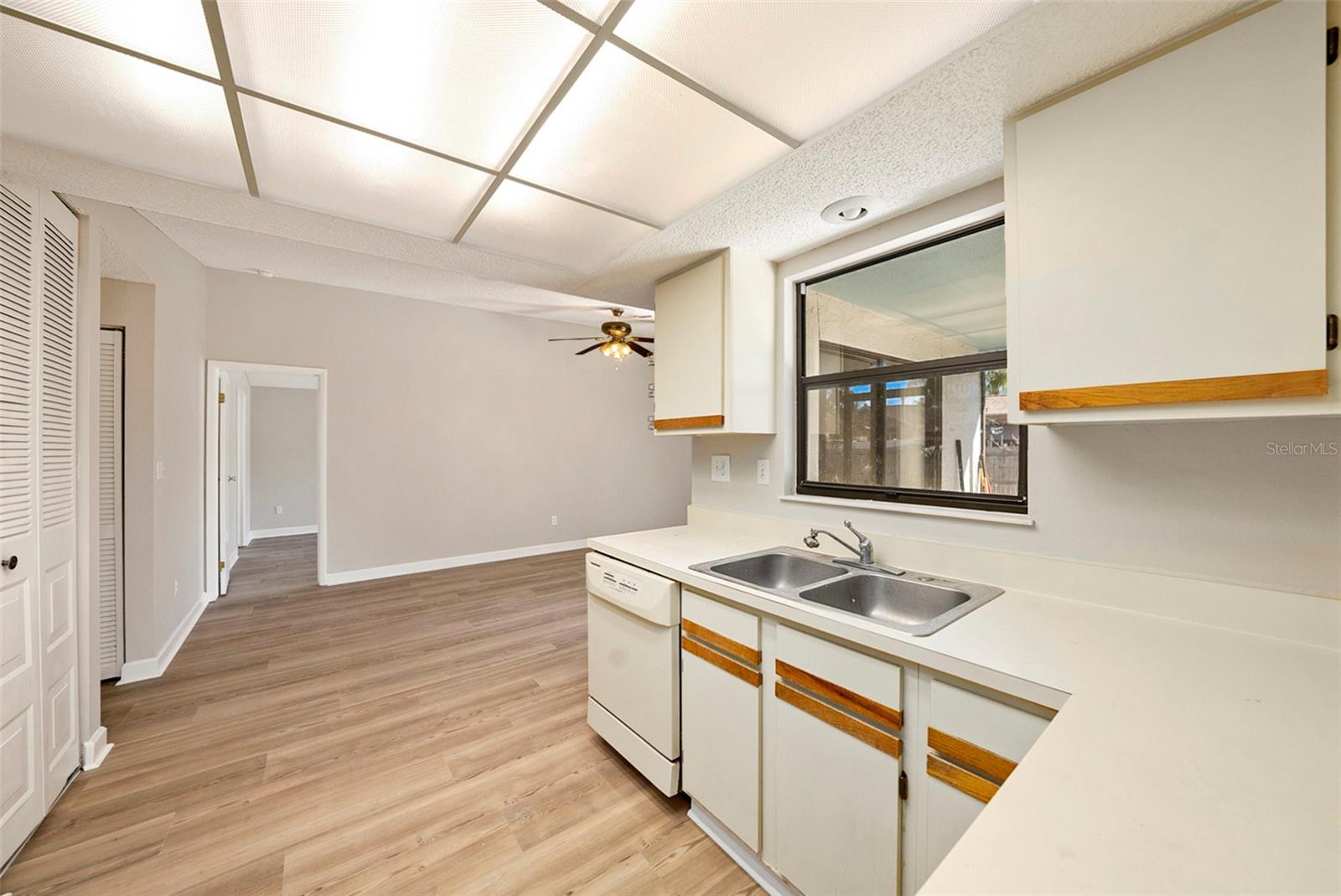 MANORS OF FOREST LAKES THE PH 2 - Residential