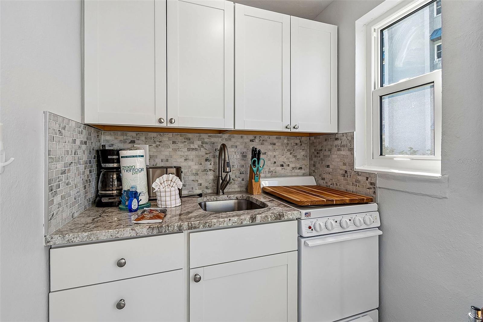 TROPIC TERRACE APT - Residential