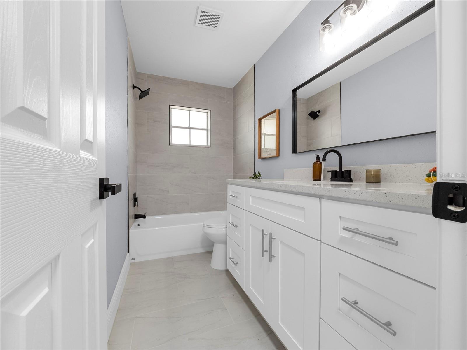 COLLEGE VILLAGE SUB - Residential