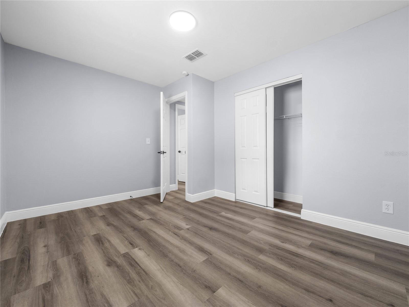 COLLEGE VILLAGE SUB - Residential