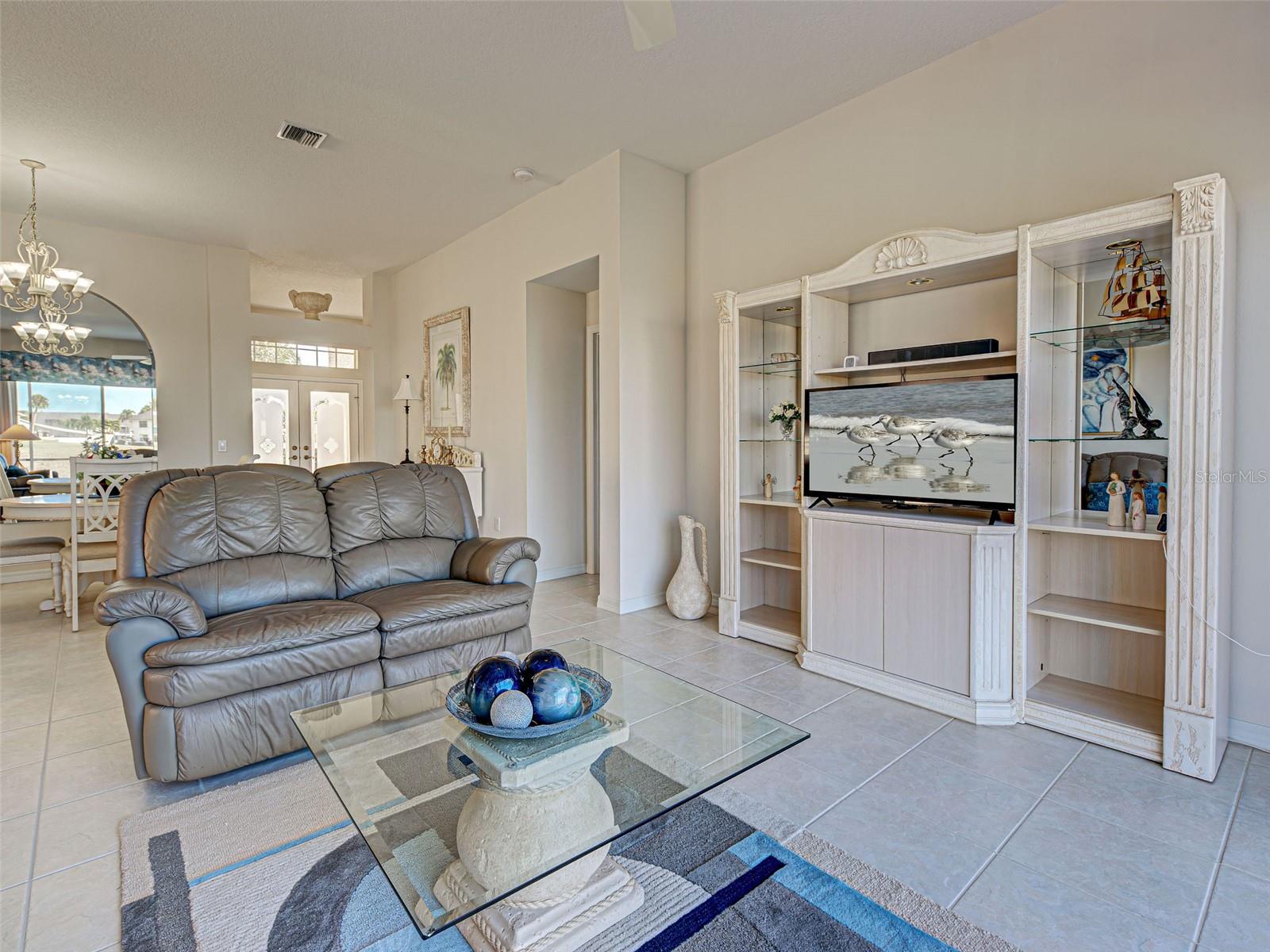 SAWGRASS - Residential