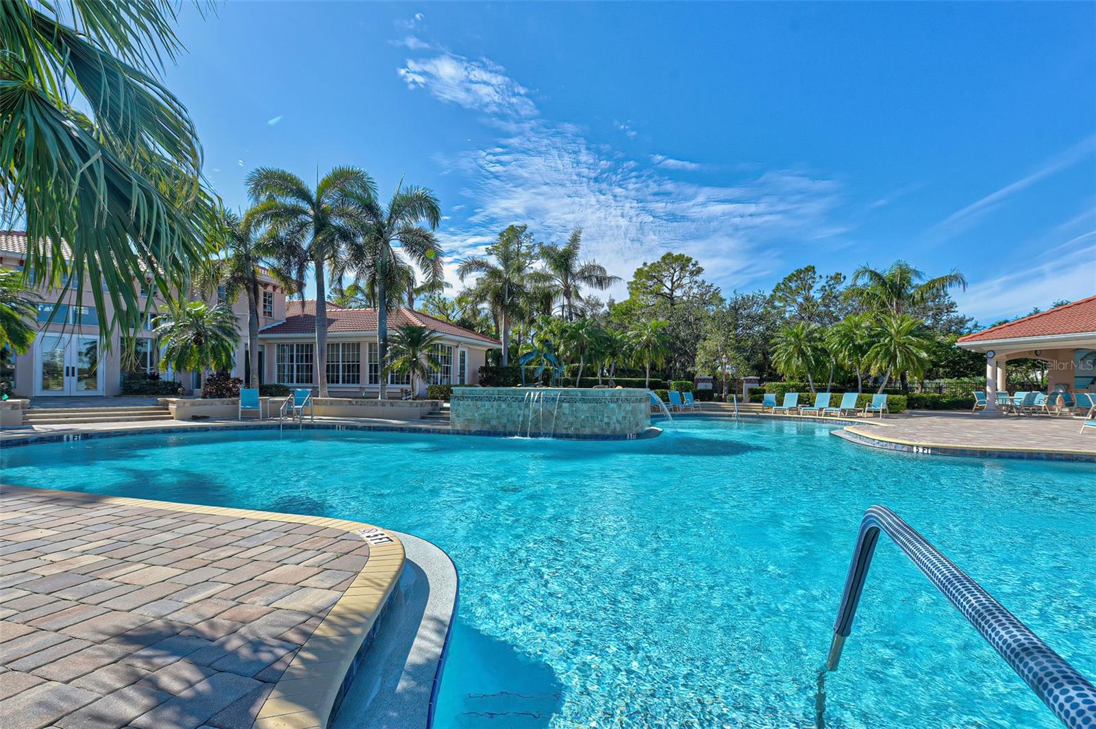 SAWGRASS - Residential