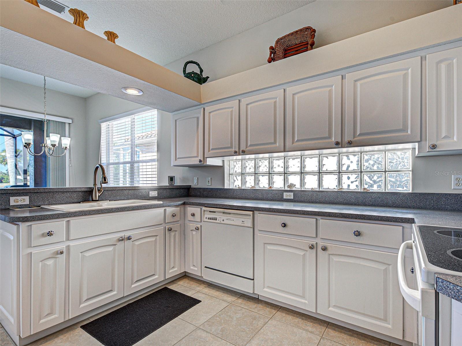 SAWGRASS - Residential