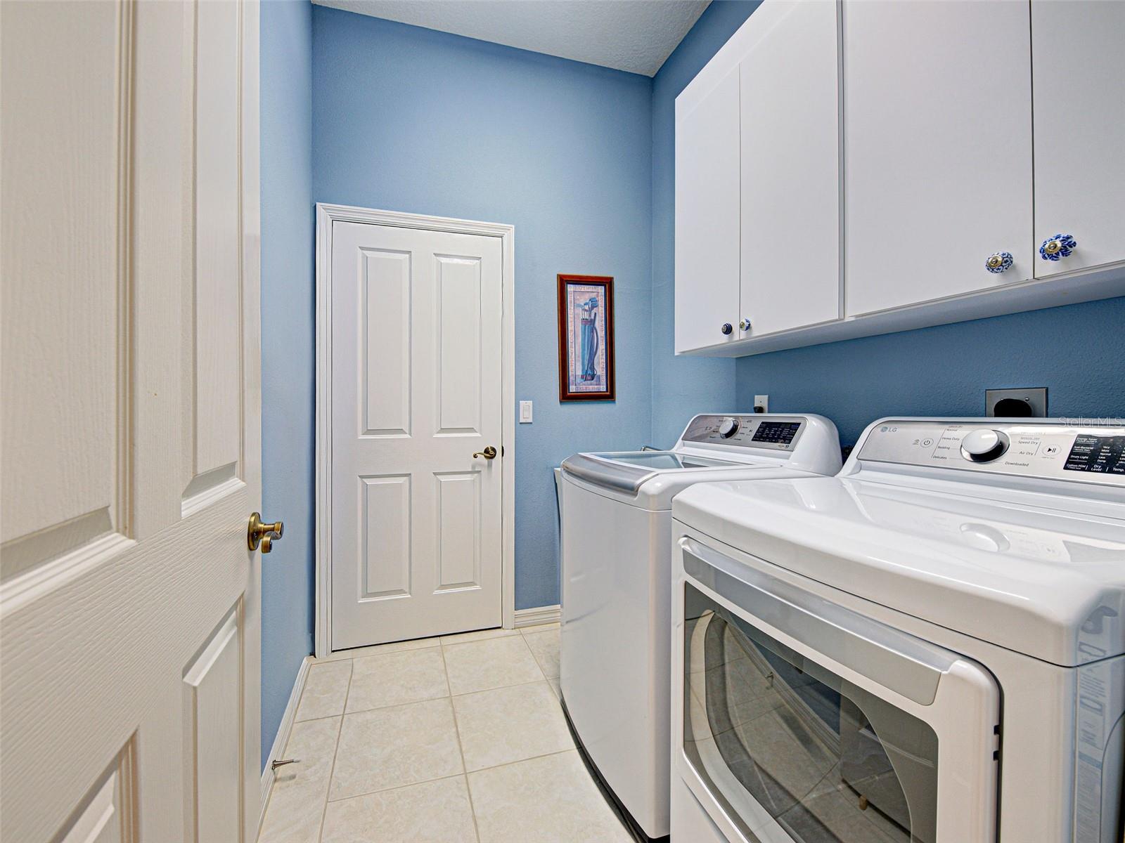 SAWGRASS - Residential