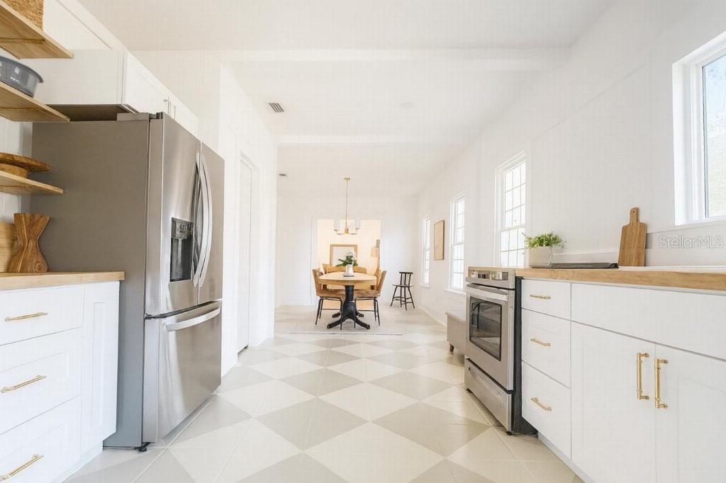 MILTON PARK - Residential
