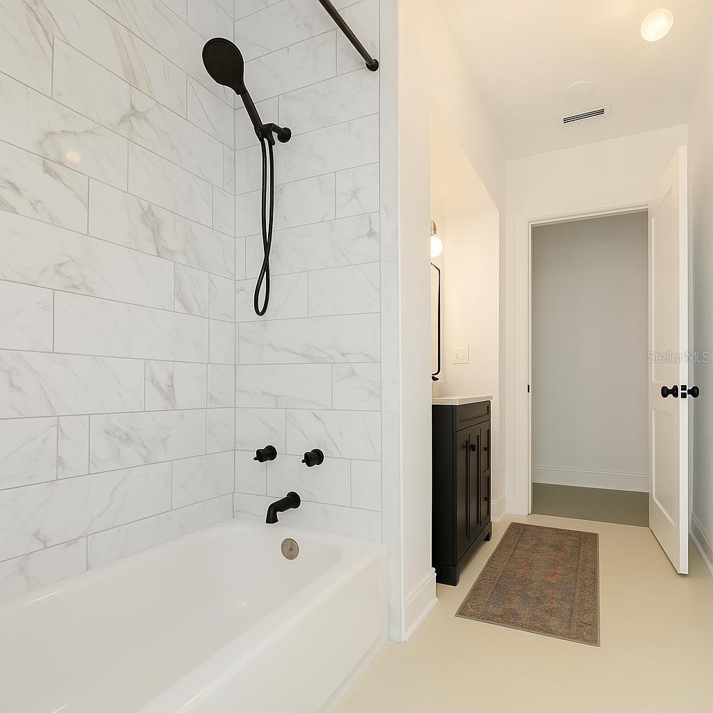 MILTON PARK - Residential
