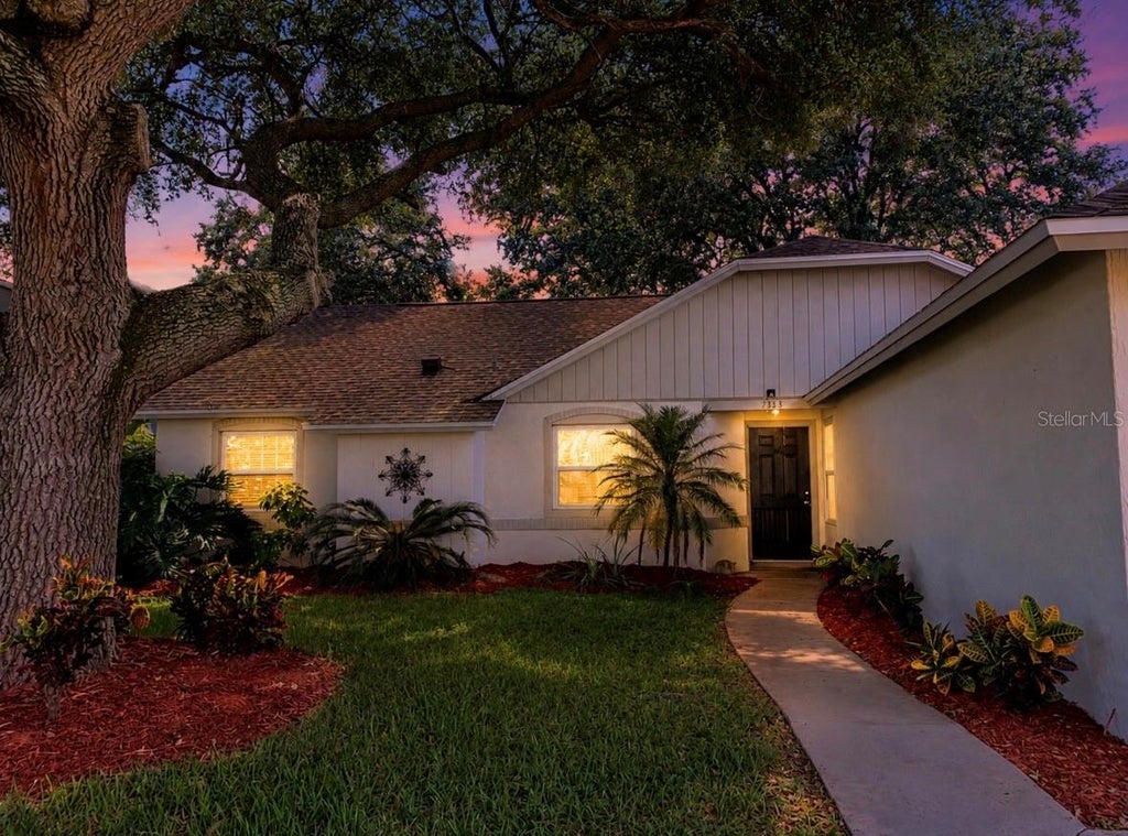 Photo of 7333 Radiant Circle, Orlando, FL 32810 (MLS # G5113540)