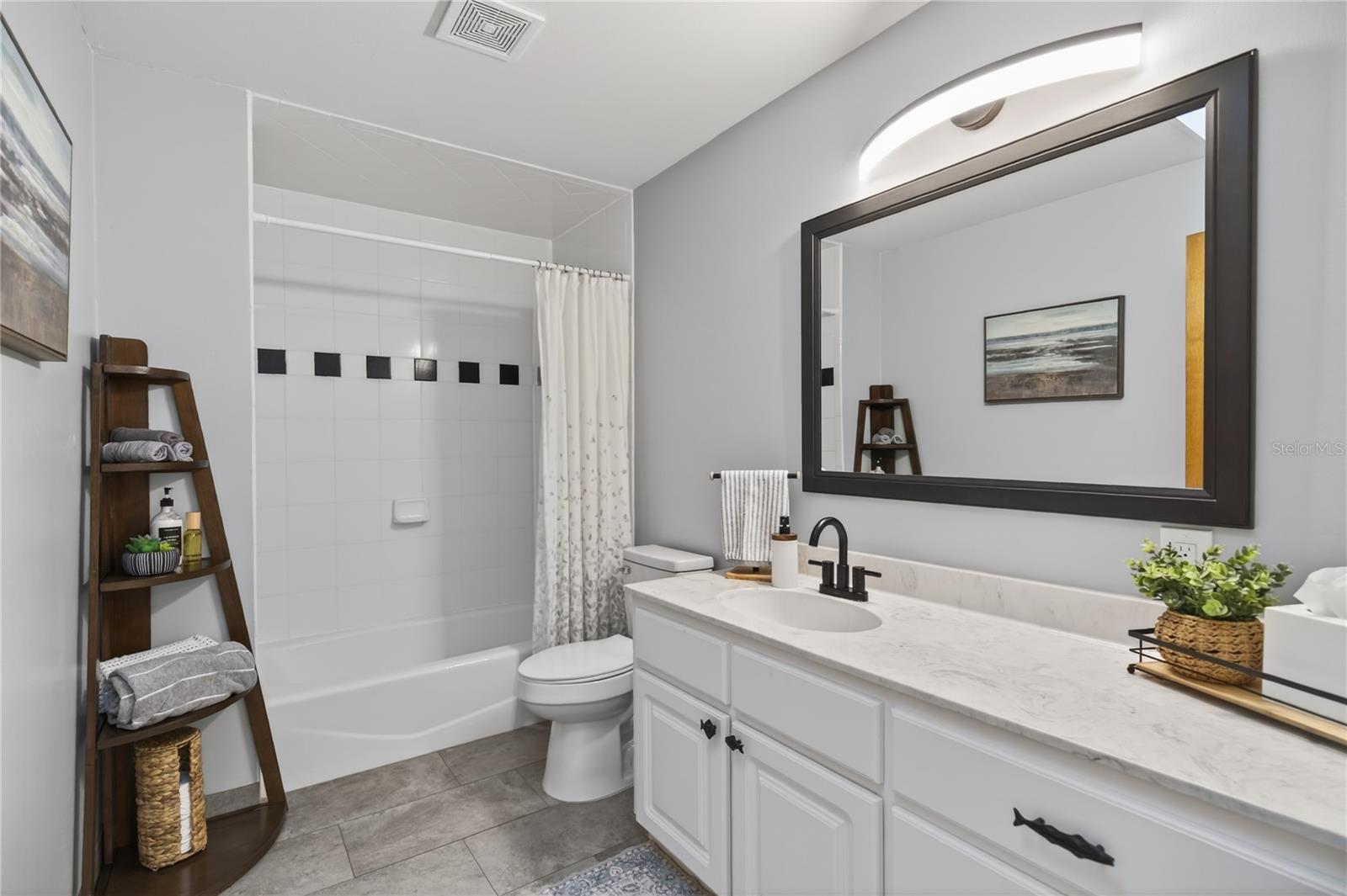 LAKE COOLEY ESTATES - Residential