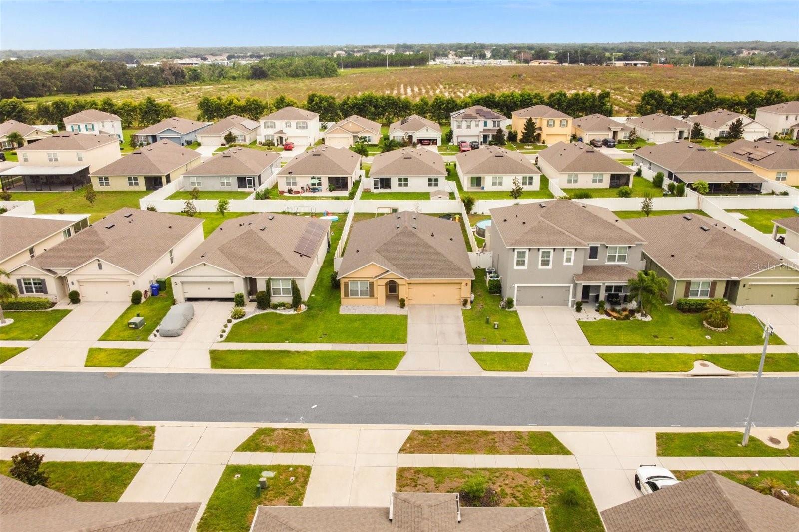 COUNTRY WALK OF WINTER HAVEN - Residential