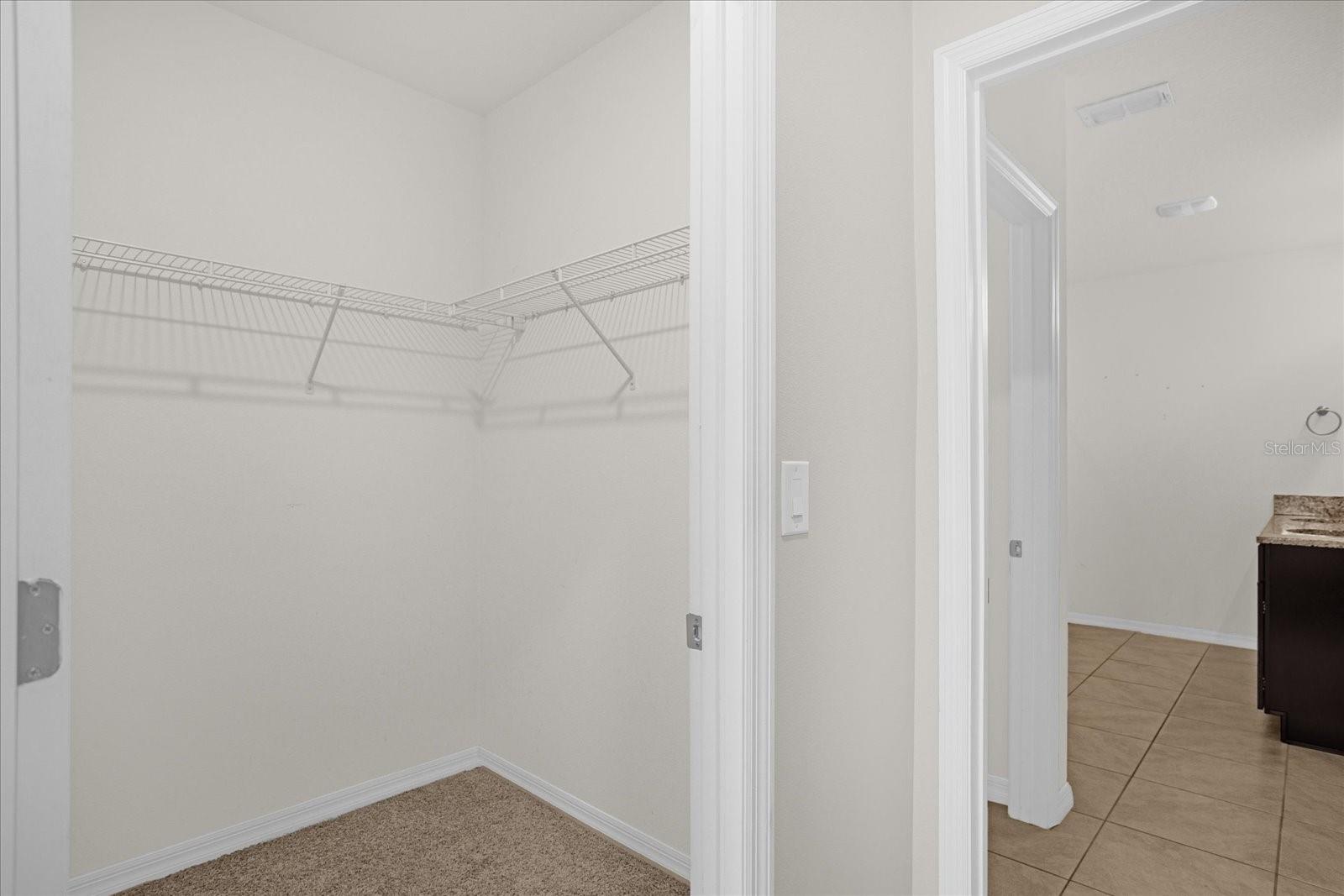 COUNTRY WALK OF WINTER HAVEN - Residential