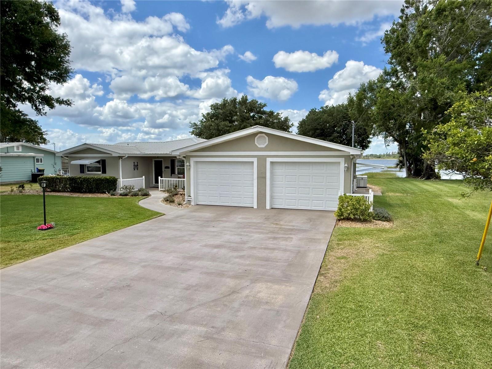 AVON LAKES SUB - Residential