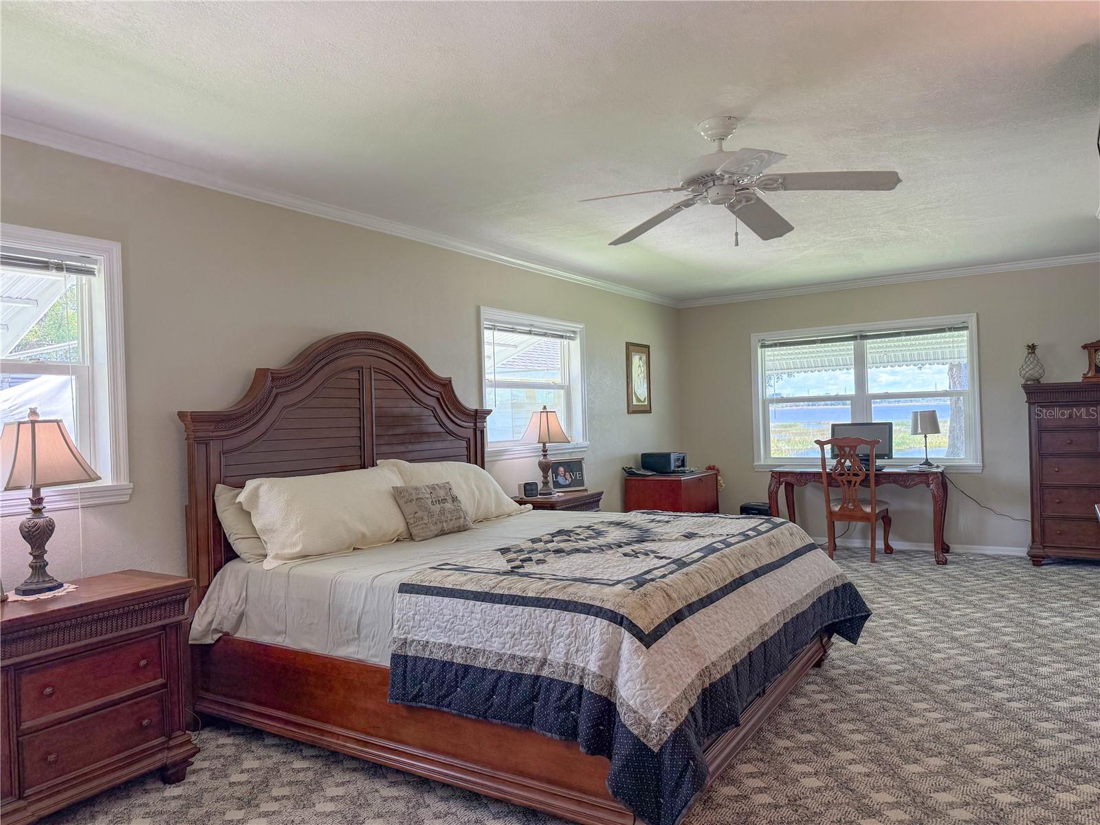 AVON LAKES SUB - Residential