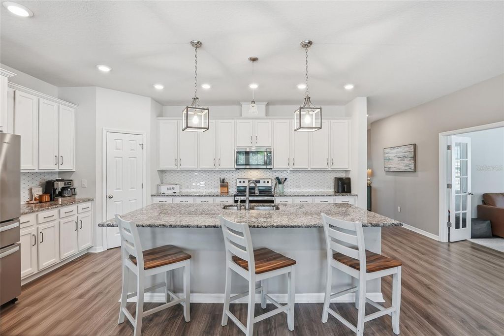 Photo of 5515 Gavella Cove, Palmetto, FL 34221 (MLS # TB8490681)