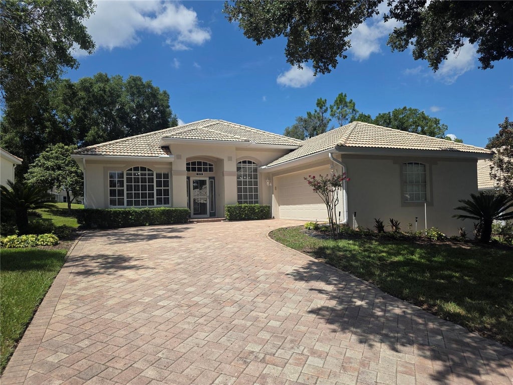 Photo of 2131 Saint Ives Court, Clermont, FL 34711 (MLS # O6427021)