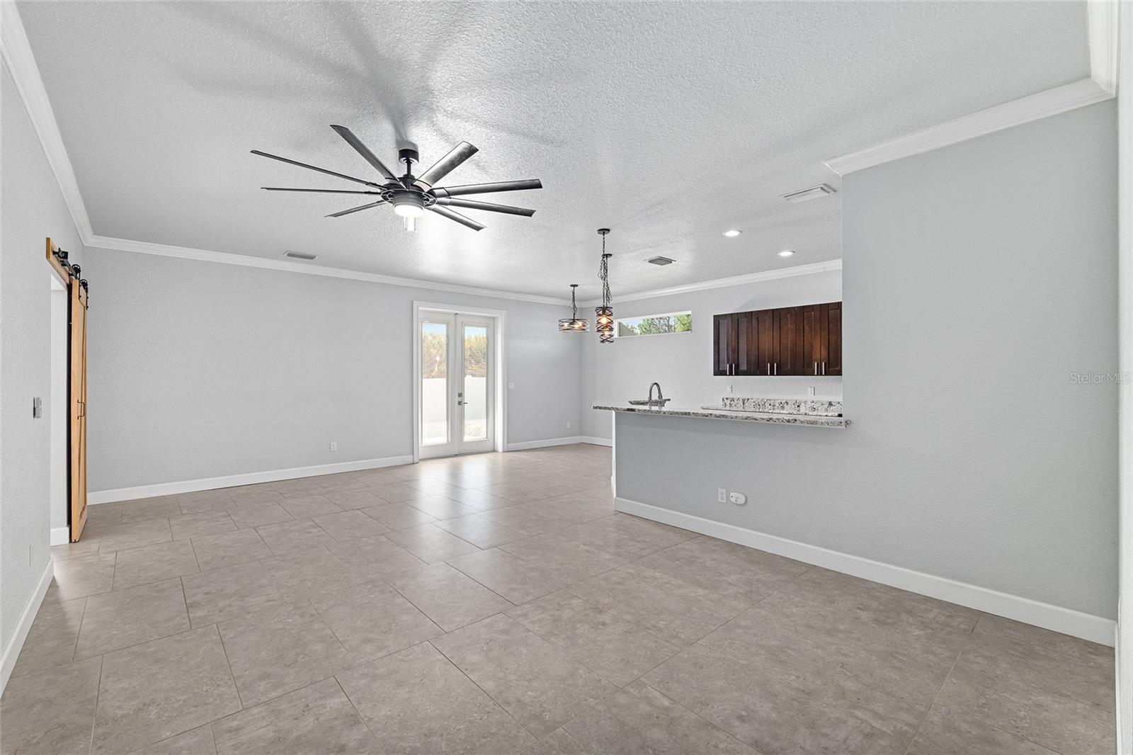 MAGNOLIA VILLAS EAST - Residential