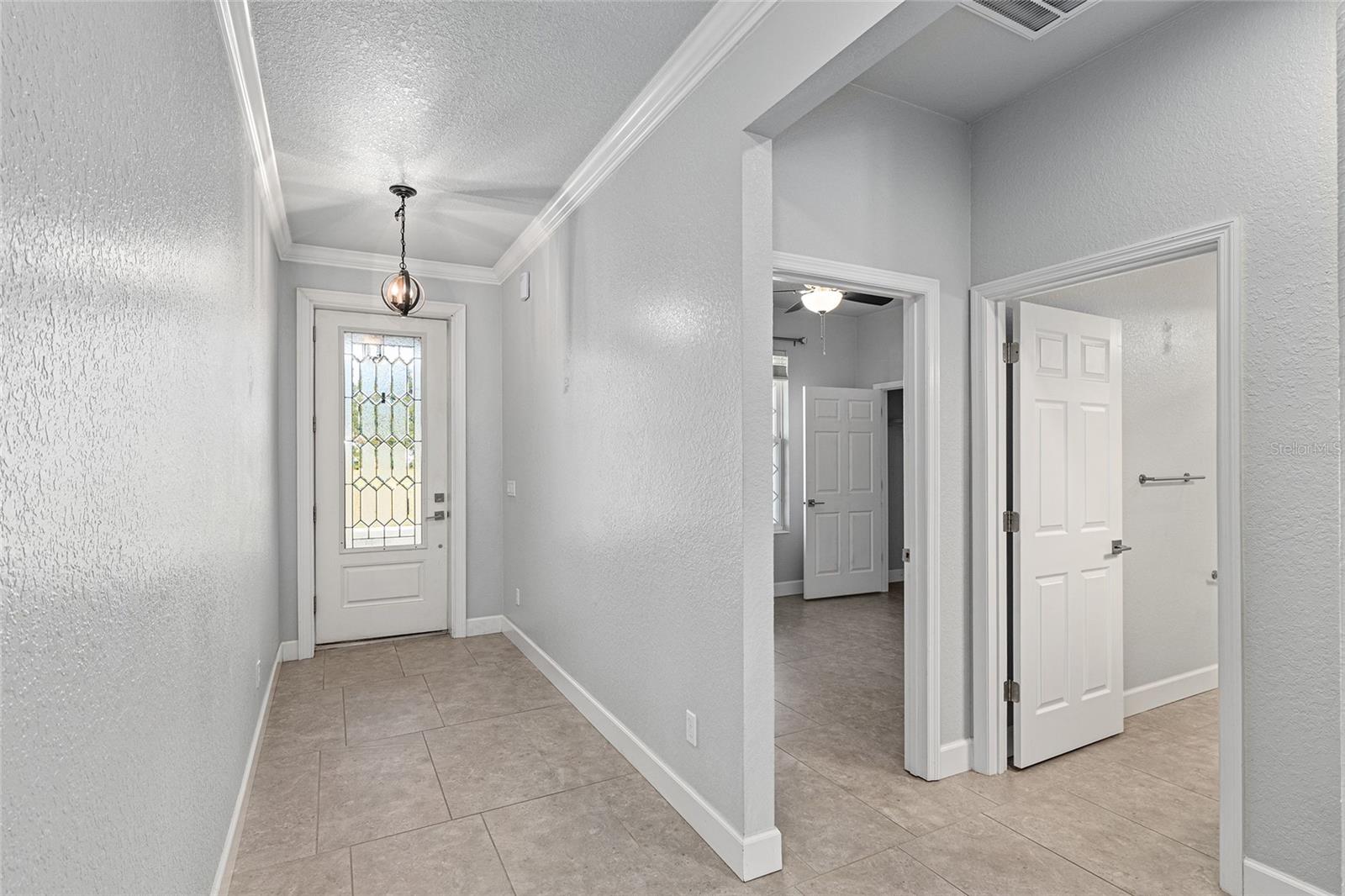 MAGNOLIA VILLAS EAST - Residential