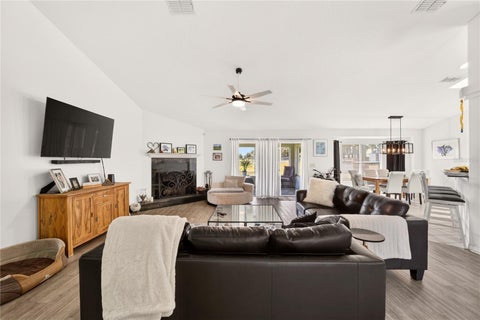 Tiny photo for 20462 SW 36th Street, Dunnellon, FL 34431 (MLS # N6145427)