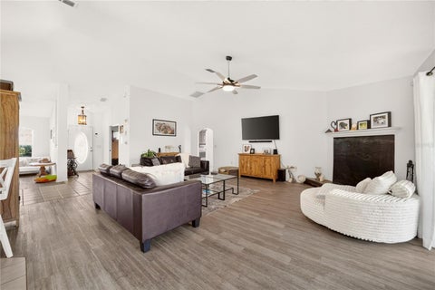Tiny photo for 20462 SW 36th Street, Dunnellon, FL 34431 (MLS # N6145427)