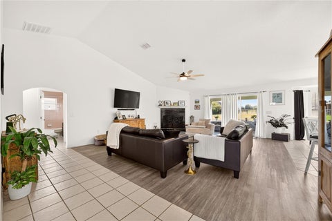 Tiny photo for 20462 SW 36th Street, Dunnellon, FL 34431 (MLS # N6145427)