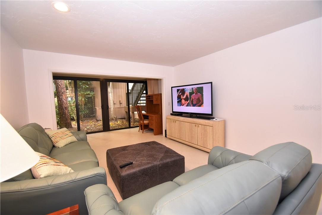 PELICAN COVE XIV - Residential Lease