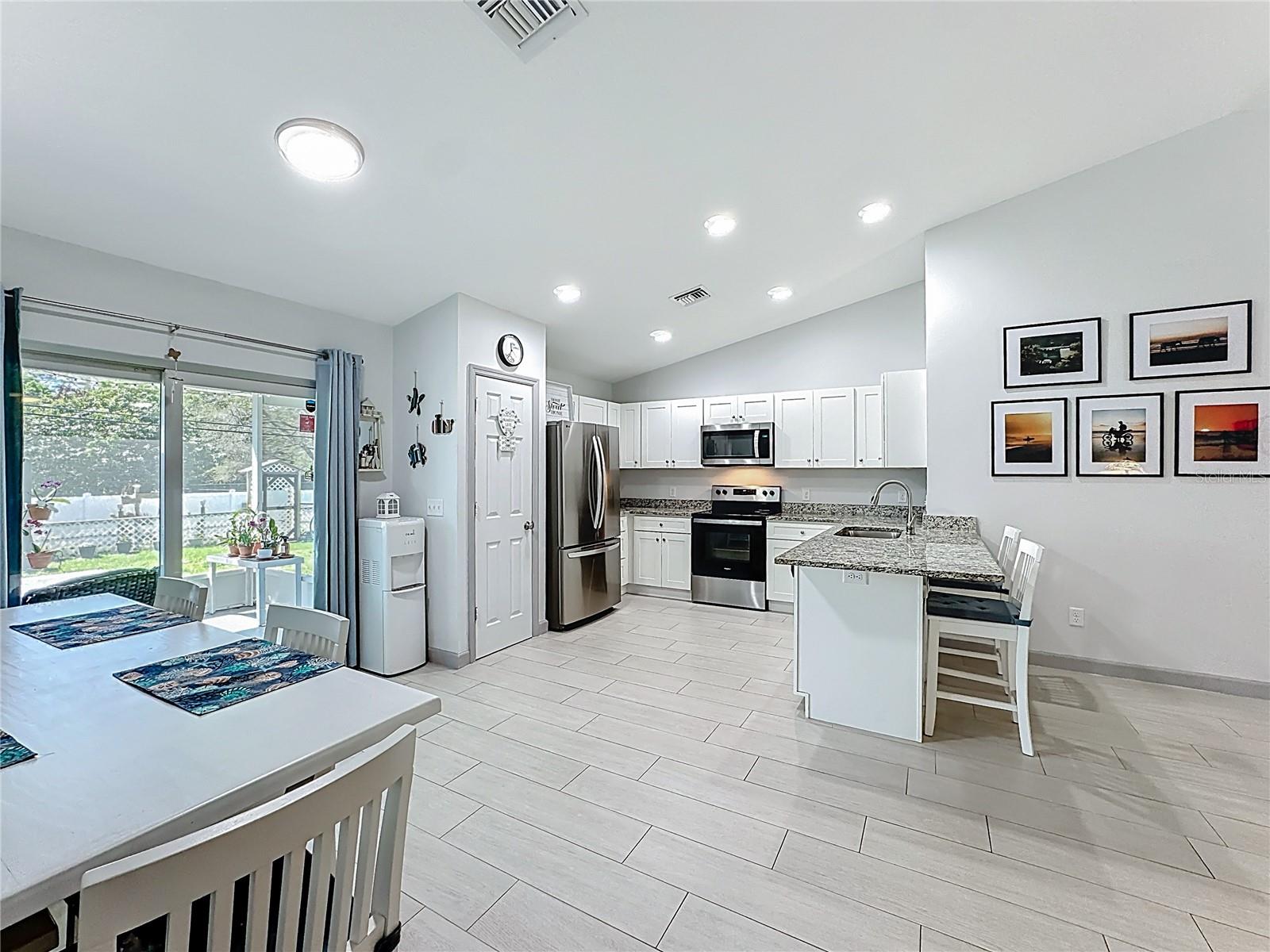 VERO BEACH HIGHLANDS - Residential