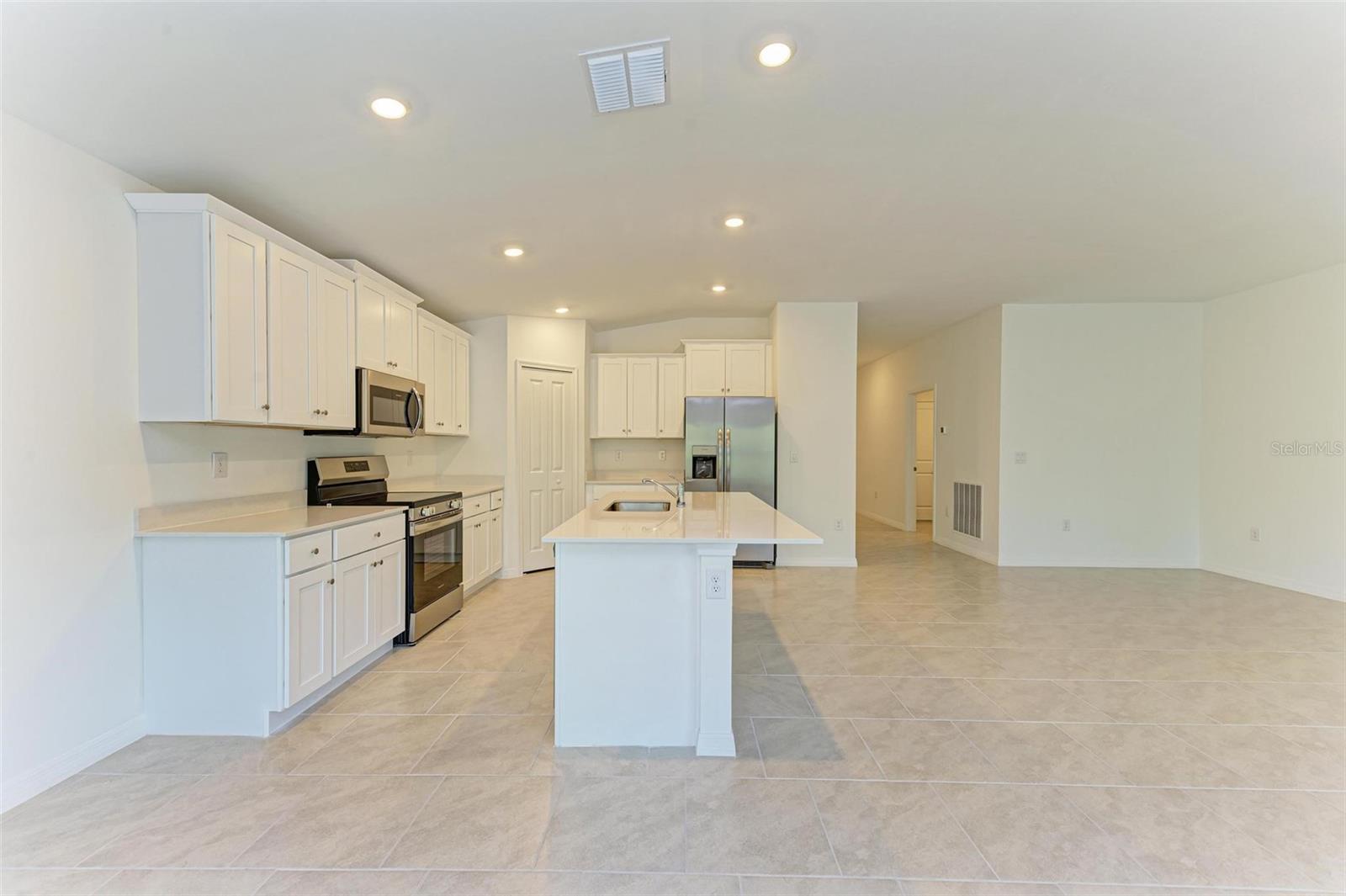 PORT CHARLOTTE SEC 020 - Residential Lease