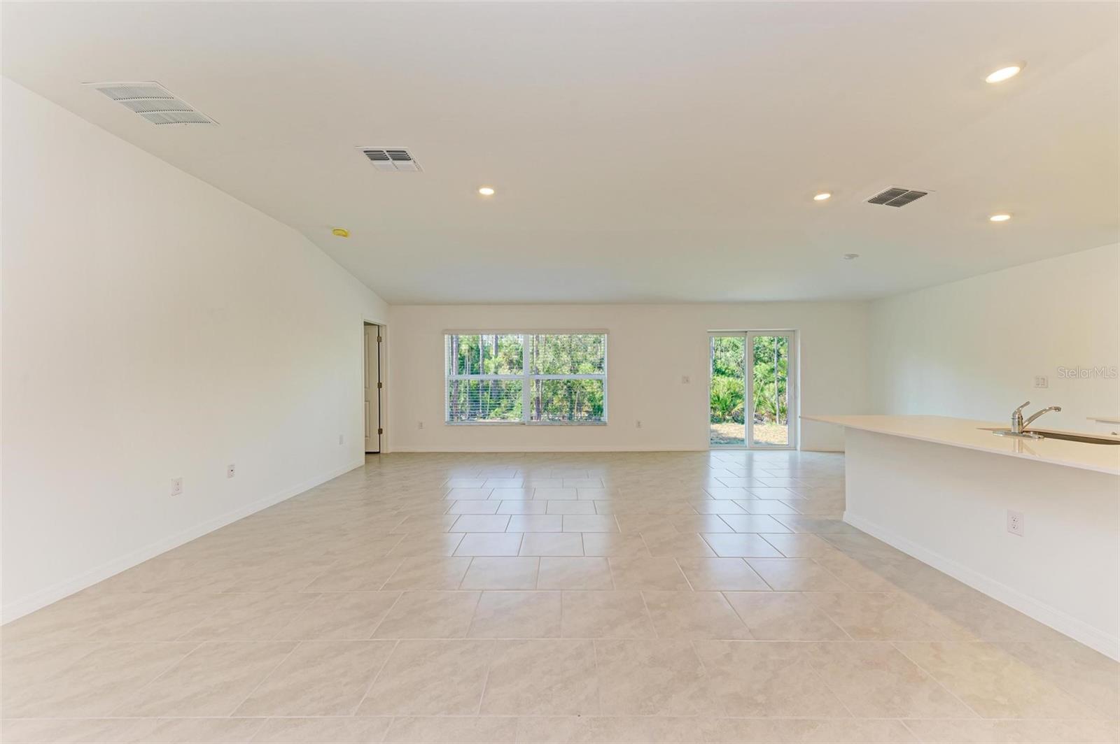 PORT CHARLOTTE SEC 020 - Residential Lease