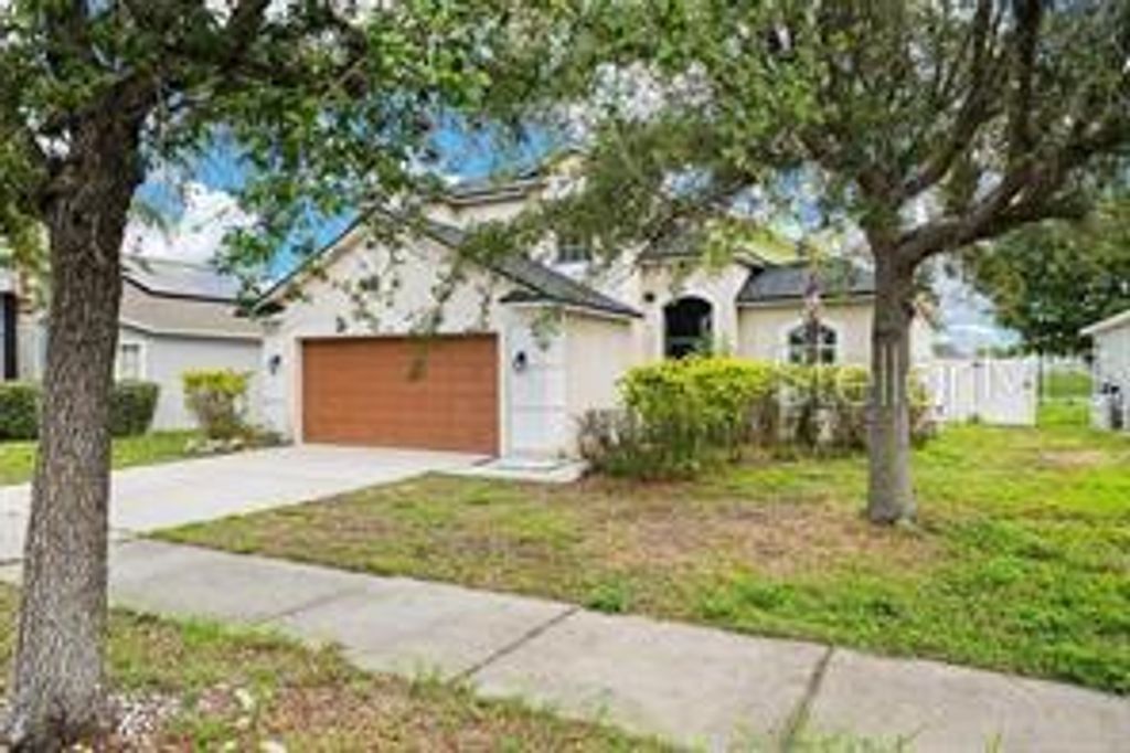 Photo of 2324 Potomac Mark Place, Ruskin, FL 33570 (MLS # TB8505931)