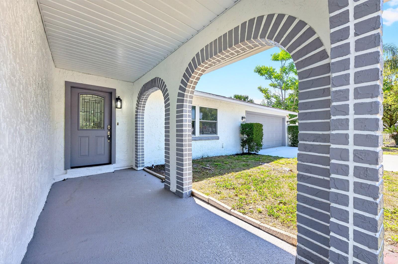 UNIVERSITY SHORES - Residential