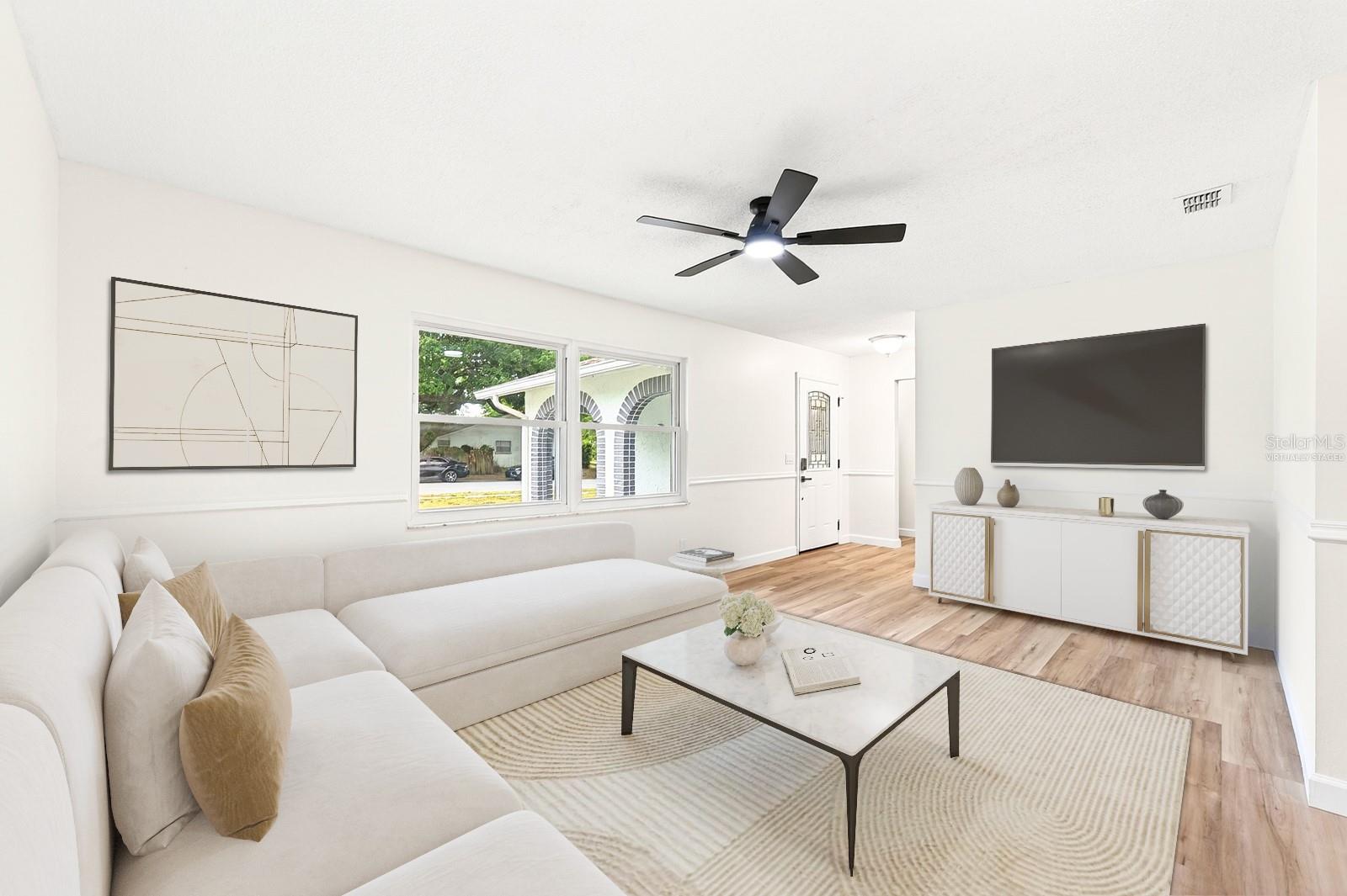 UNIVERSITY SHORES - Residential