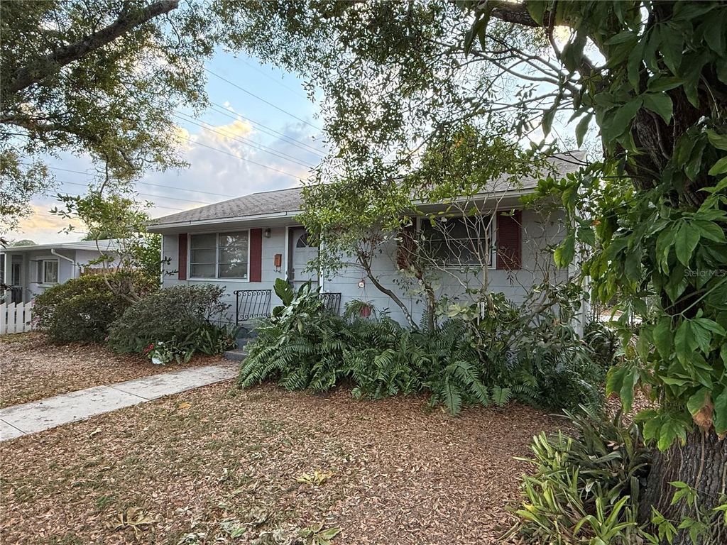 Photo of 1220 47th Street N, St Petersburg, FL 33713 (MLS # TB8464313)