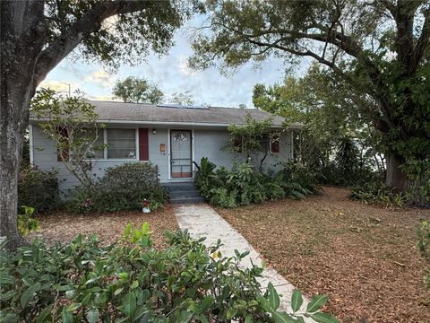 Photo of 1220 47th Street N, St Petersburg, FL 33713 (MLS # TB8464313)