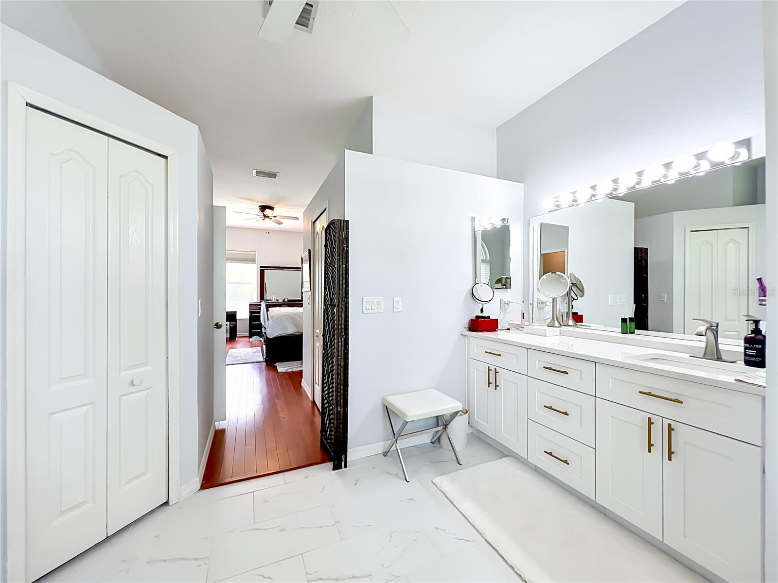 PLANTATION GROVE WEST - Residential