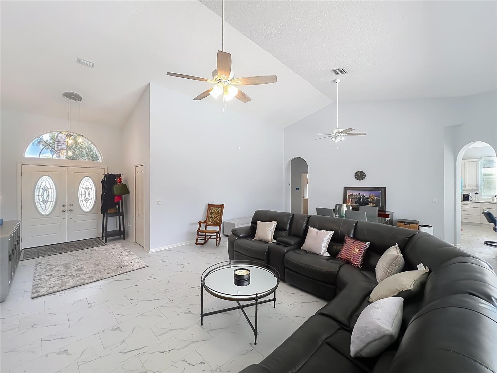 PLANTATION GROVE WEST - Residential