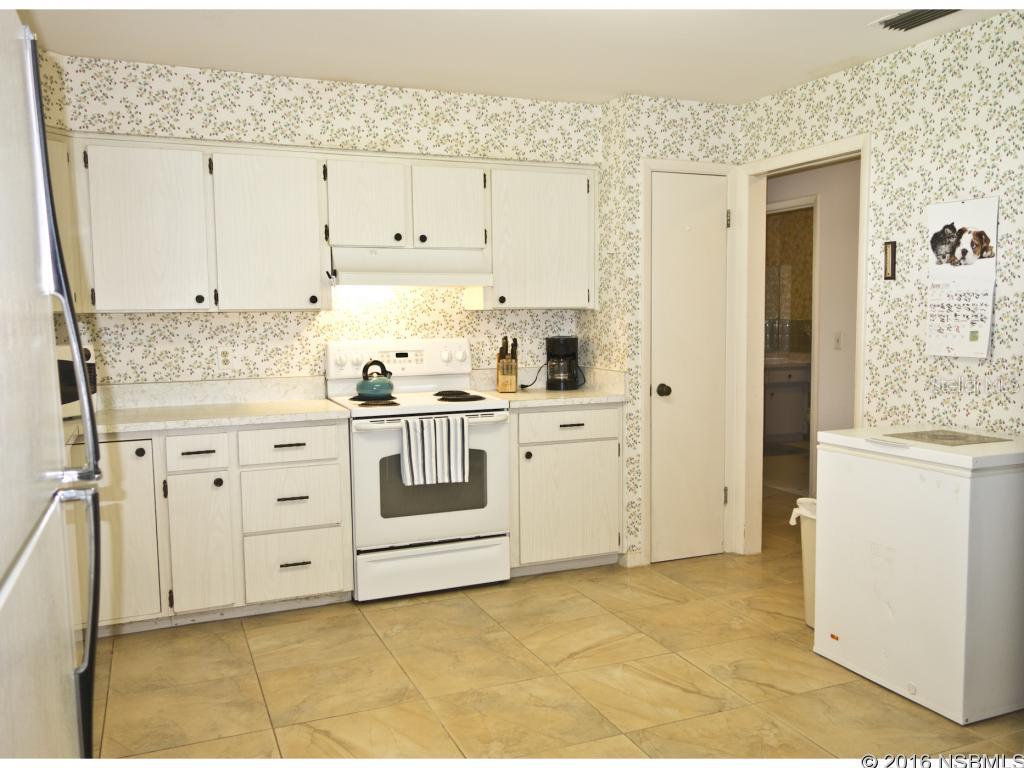 Detwilers N 650 Ft Lt 02 16 17 34 New Smyrna Beach - Residential