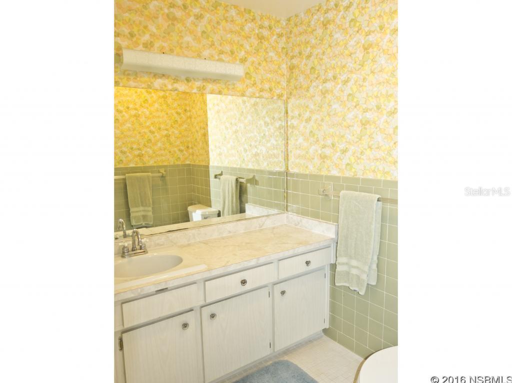 Detwilers N 650 Ft Lt 02 16 17 34 New Smyrna Beach - Residential