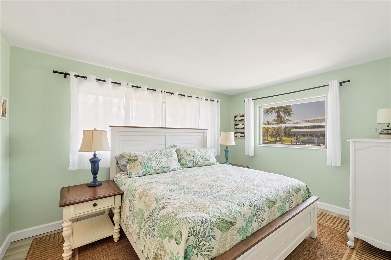 CAPE HAZE RE - Residential