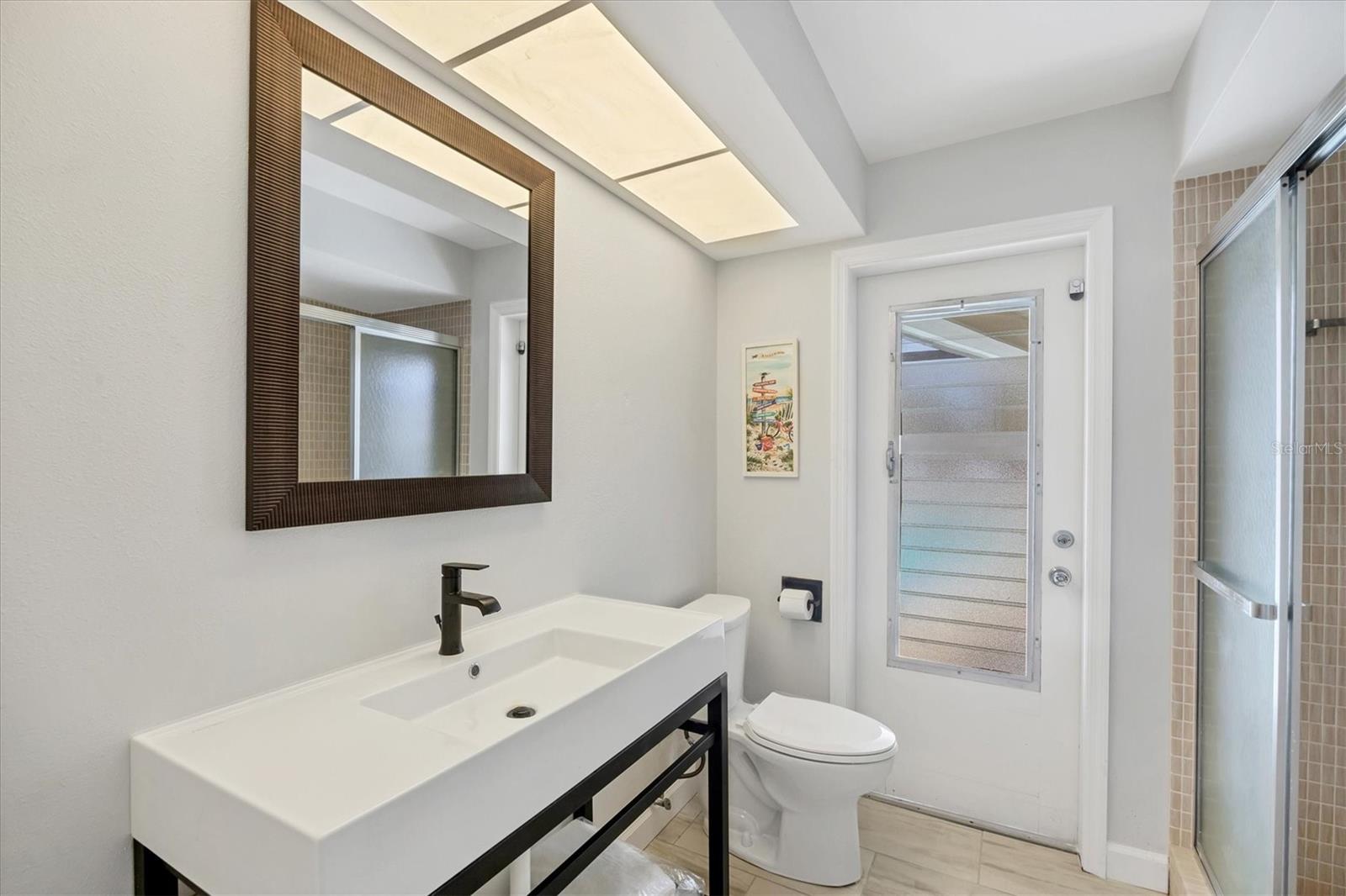 CAPE HAZE RE - Residential