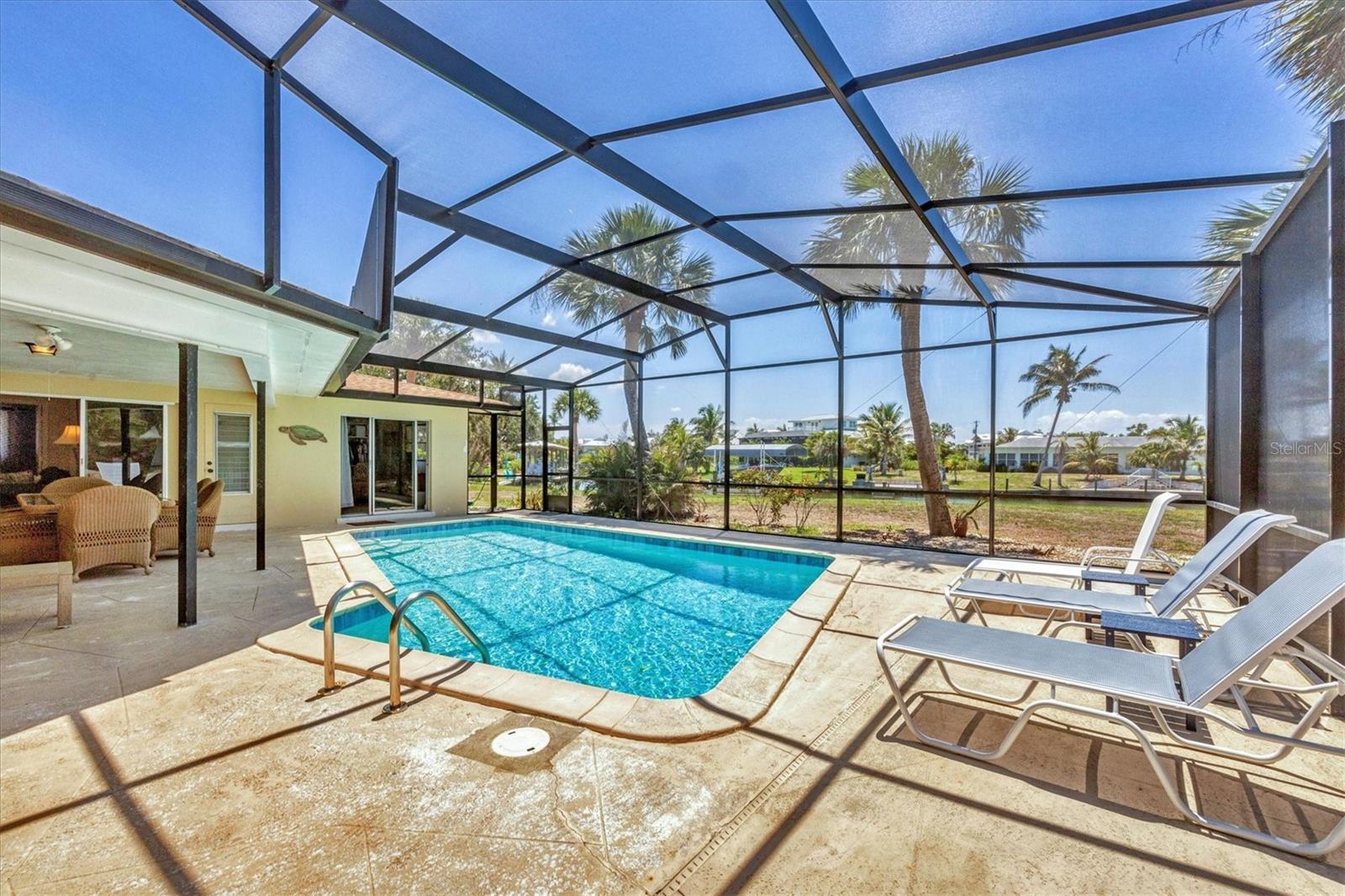 CAPE HAZE RE - Residential